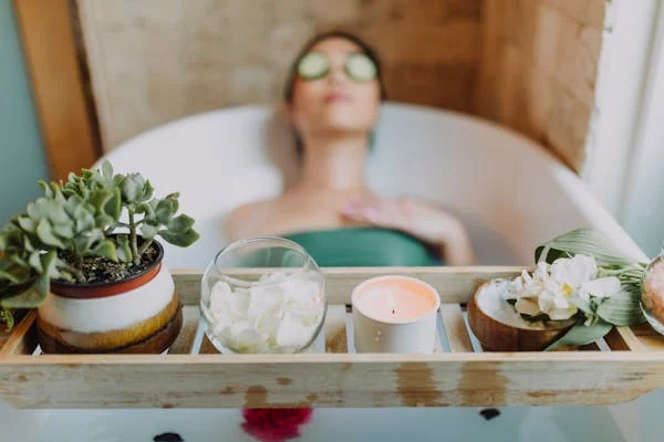 The Ultimate Guide to Glowing Skin: Skincare Routine Tips That Work in Pakistan